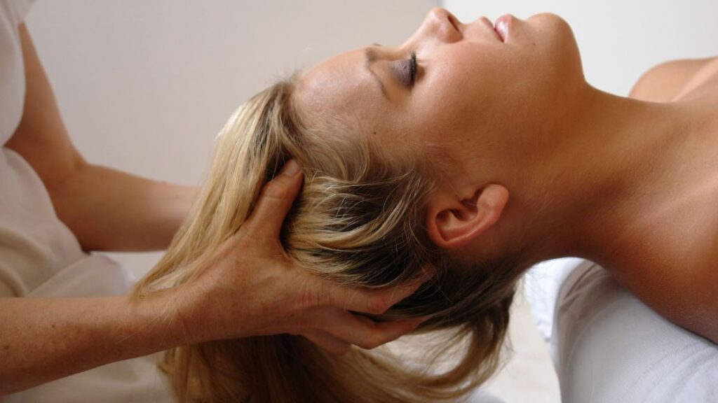 Massage Scalp