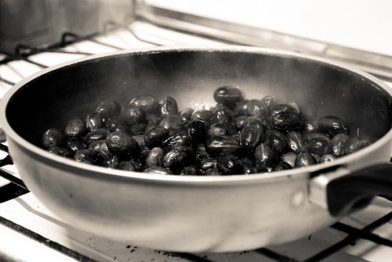 Fried black olives