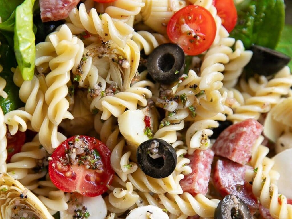 black olives pasta