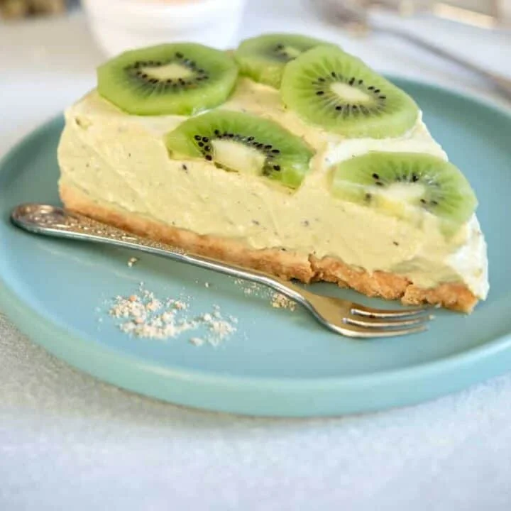 Kiwi Fruit Cheesecake